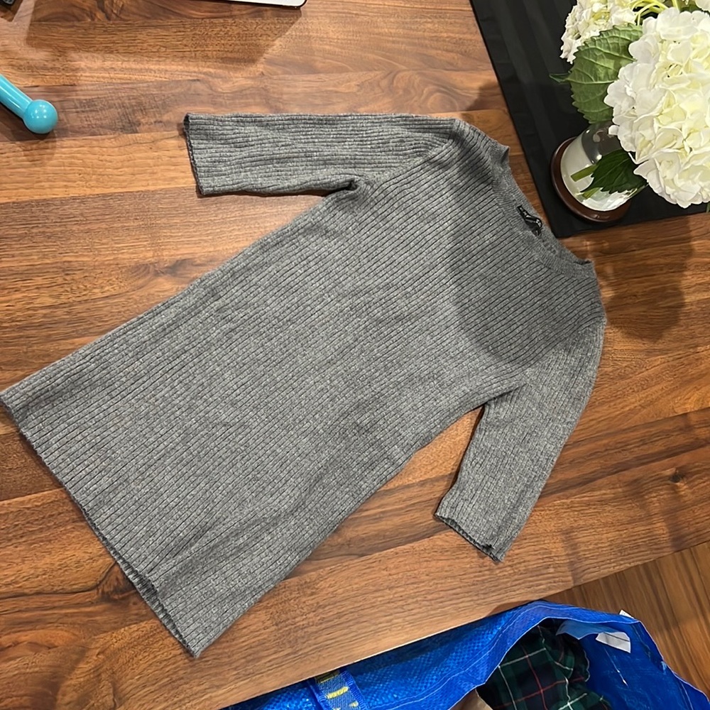 Express gray sweater top size small
